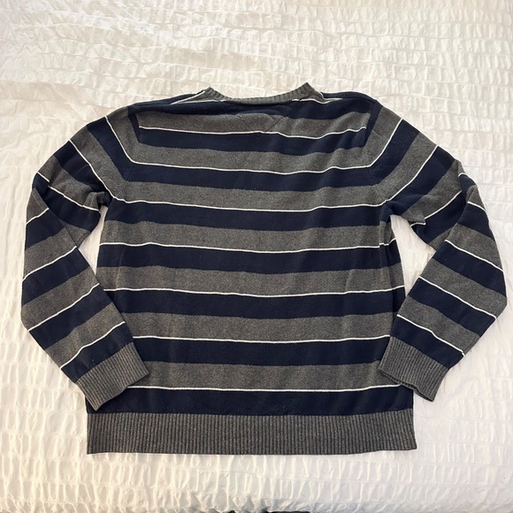 Tommy Hilfiger Crewneck Striped Sweater - Picture 6 of 6